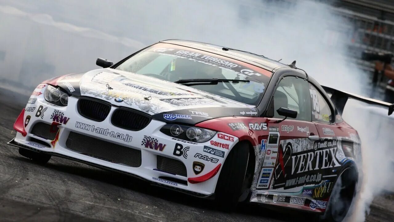 Думер фейс. Депрессивный думер. Doomer эстетика. Думер в новогодней шапке. Лупасит мем.