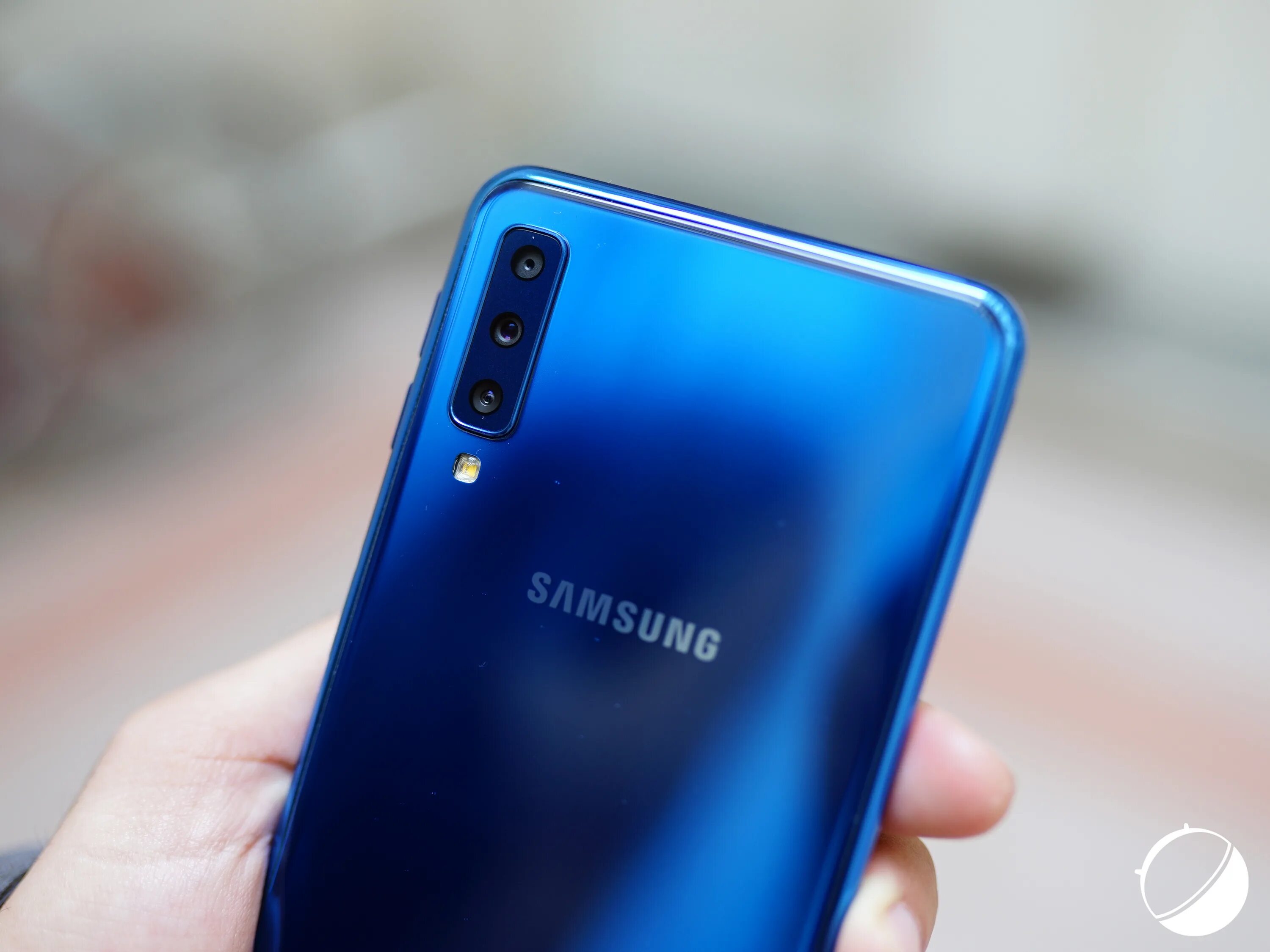 Samsung galaxy a 50. Samsung Galaxy a50 64gb. Samsung Galaxy a50 синий. Самсунг галакси а 50.