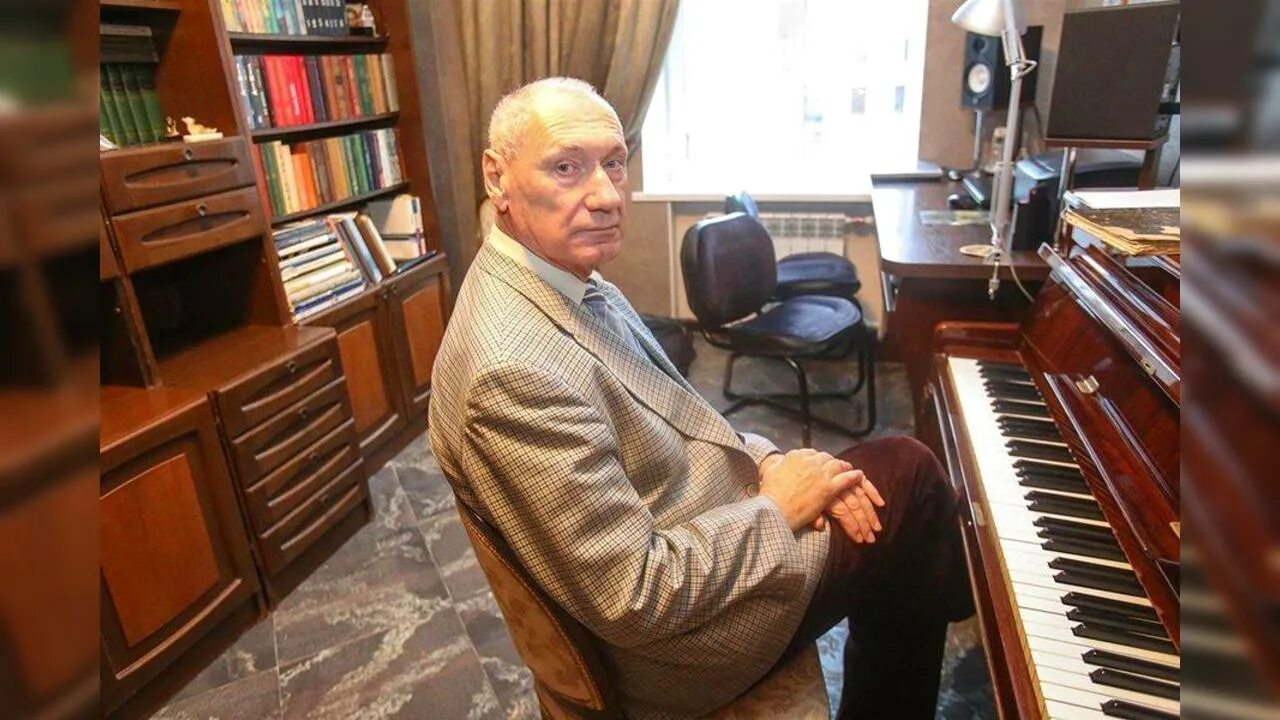 Композиторы белоруссии. Юрий зарицкий композитор. белорусские композиторы песенники. зарицкая композитор. белорусский композитор популярный.