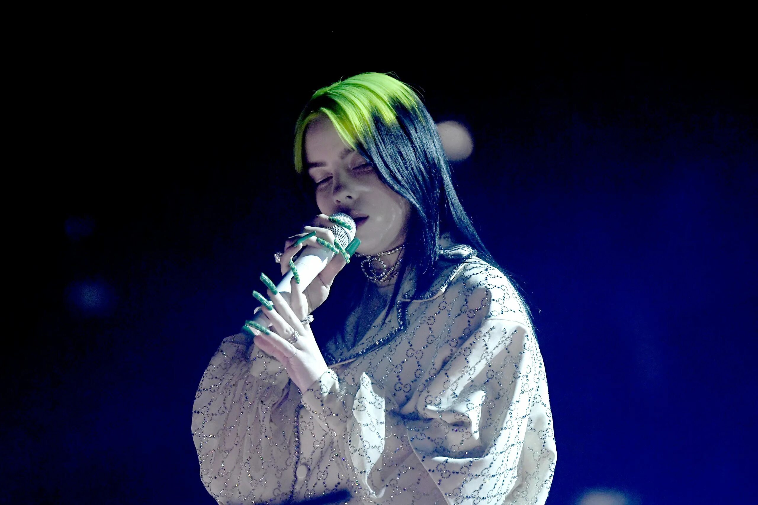 Билли айс. Billie Eilish Grammy 2022. Billie Eilish Grammy 2020 выступление. Грэмми 2024 Billie Eilish. Выступление Billi Aylish.