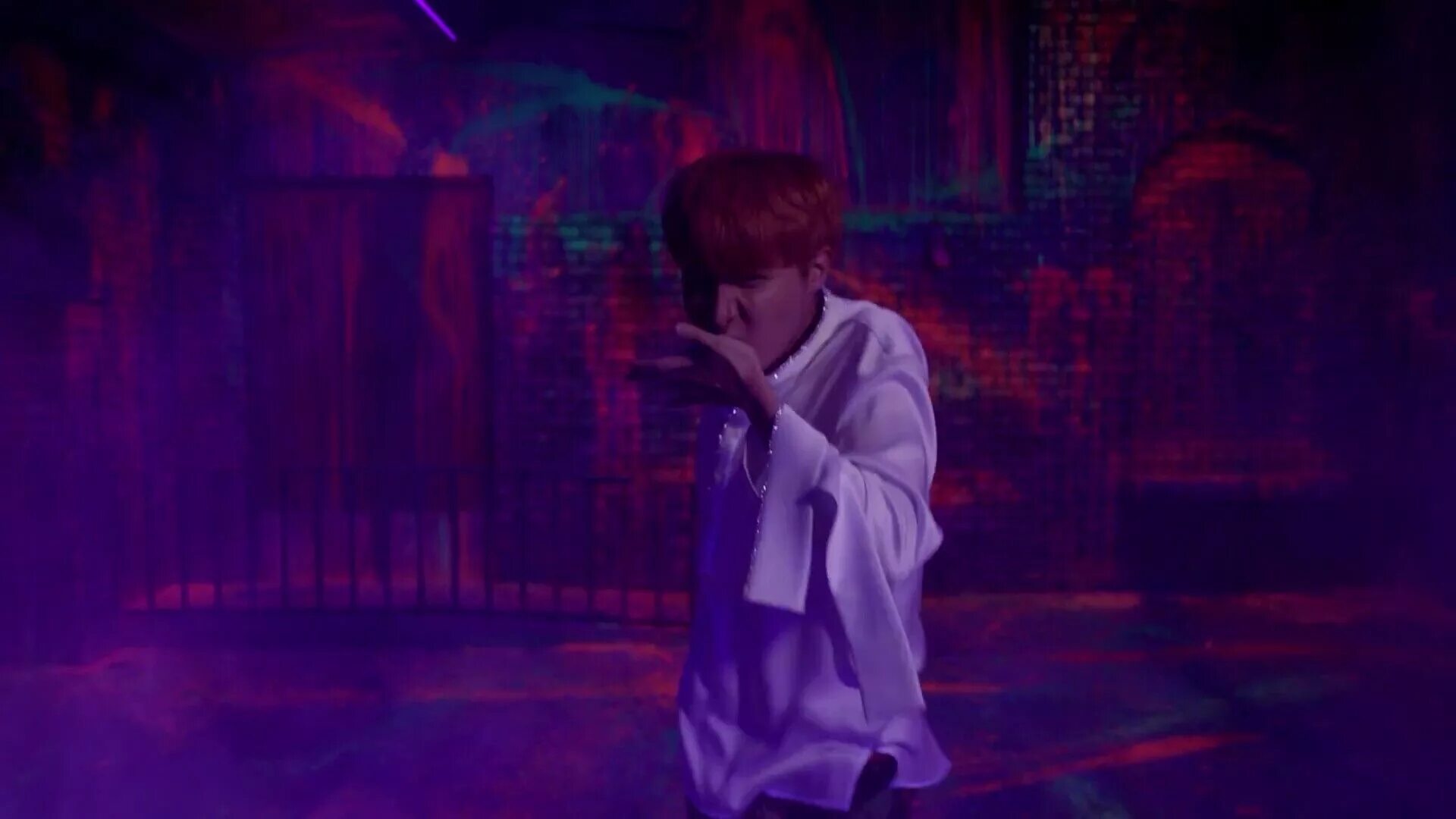 Boy meets evil bts клип. Bts boy meets evil. Эстетика хосок boy meets evil. J hope boy meets evil. Boy meets evil bts клип.