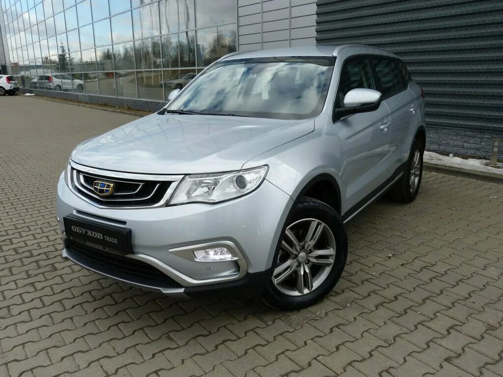 Авито авто джили атлас с пробегом. Джили атлас про серебристый. geely atlas 2025 серебристый металлик. geely atlas серебристый. серебристый металлик джили атлас про.