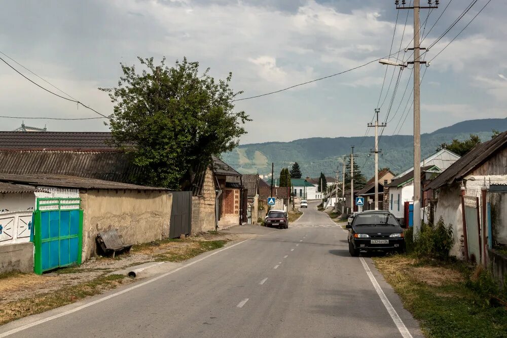 Село былым. Былым поселок. Село былым Хасавюрт. Тещин зуб Абхазия.