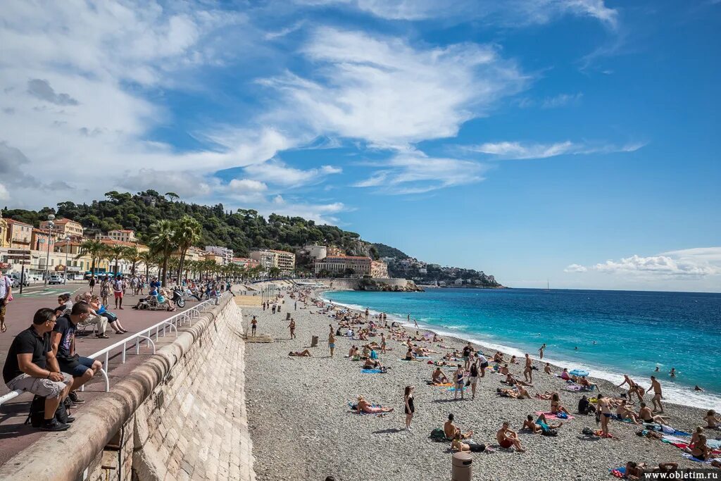 Nice beach. Ницца Лазурный берег. Ницца Франция пляжи. Пляж де карра Ницца. Франция Ривьера Лазурный берег.