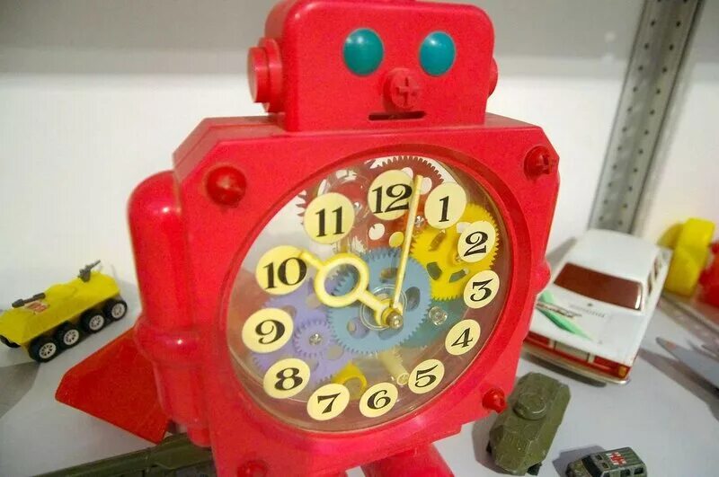 Советские елочные игрушки. Елочная игрушка часы. Советские игрушки часы. Детские советские часы игрушка. Новогодняя игрушка часы.