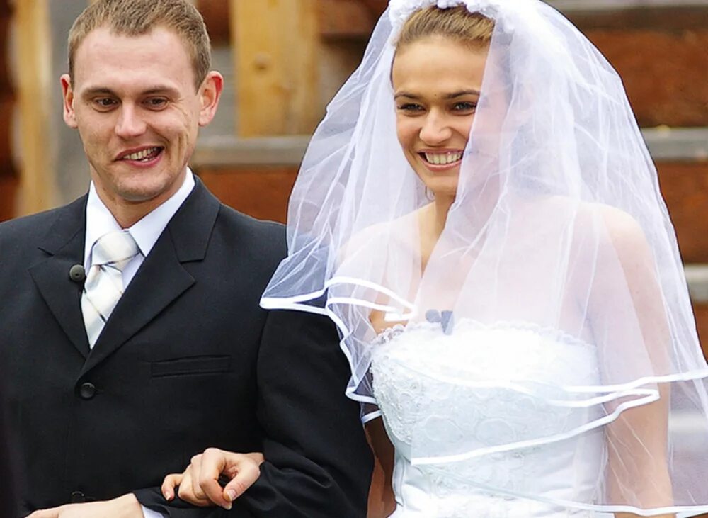 Вероника зайцева замуж. Свадебная фотосессия. Дина немцова и дмитрий матевосов. Вышла замуж за бывшего одноклассника. Замужем может быть каждая.