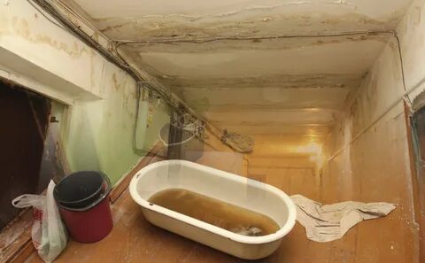 Сон пол полом вода