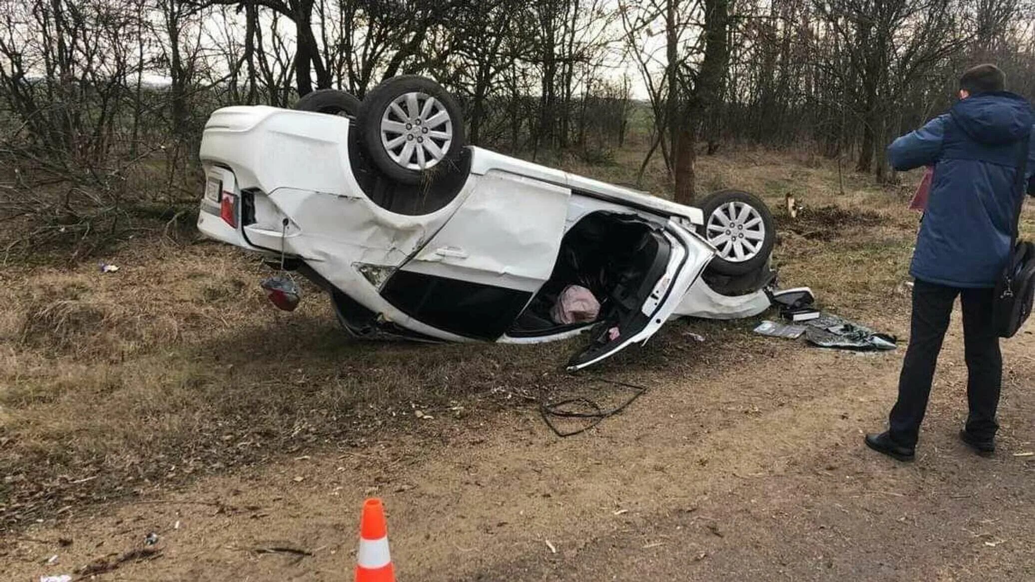 Джанкой новости на сегодня последние происшествия. Авария Джанкойский район. В Крыму перевернулась машина.