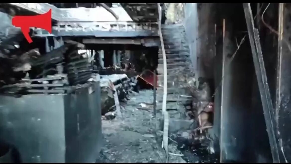 Крокус после пожара внутри. Zuma Владивосток сгорел. Ресторан Зума Владивосток сгорел. Фотографии сгоревших людей.