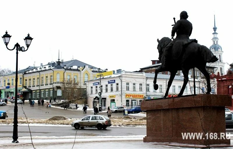 Кинешма площадь революции. Кинешма пл революции. кинешма центральная площадь. главная площадь кинешмы.