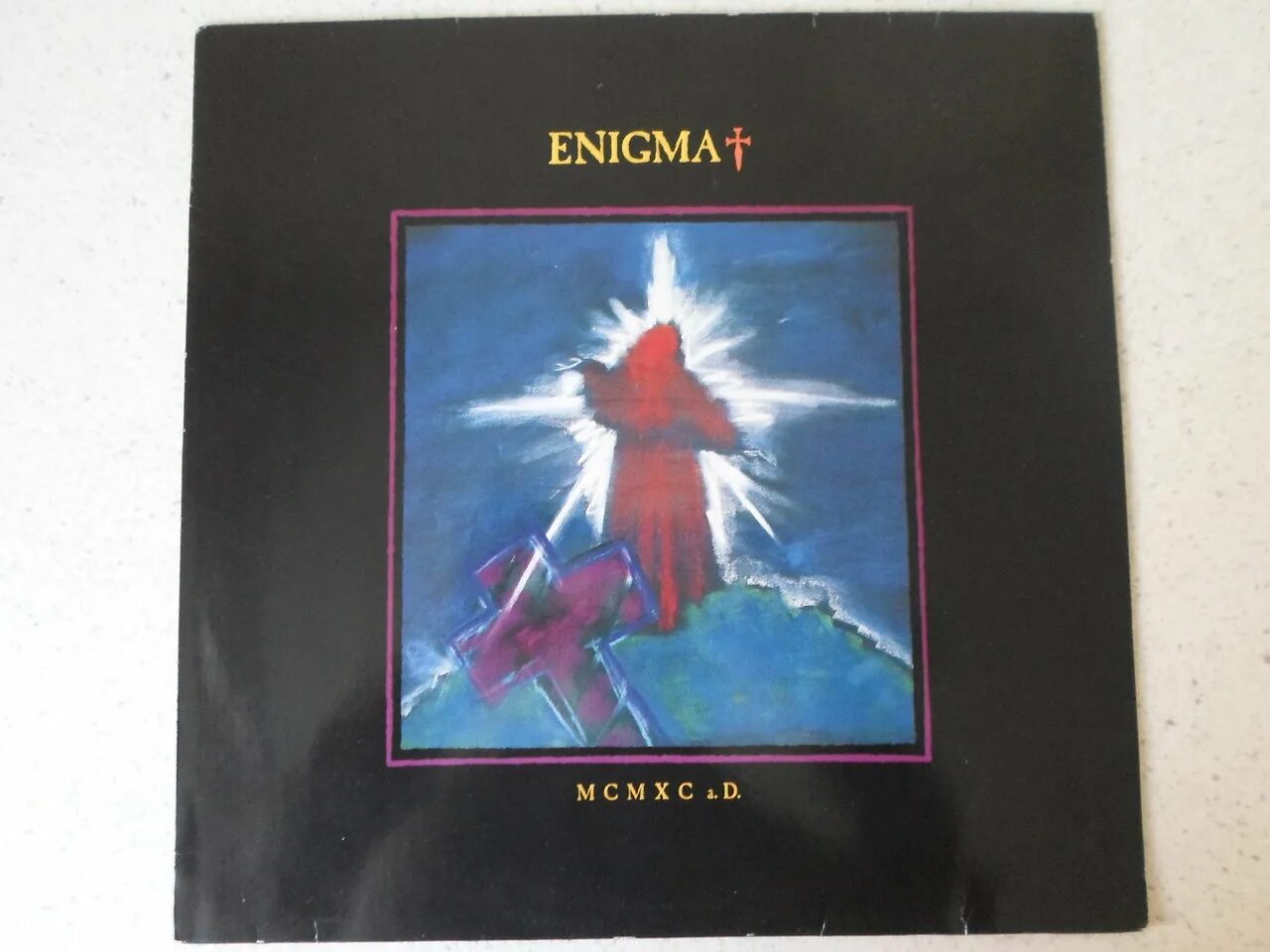 Mcmxc a d enigma. Энигма 1990 mcmxc. enigma mcmxc a.d. обложка. 1990 - mcmxc a.d vinyl. enigma пластинка винил mcmxc.