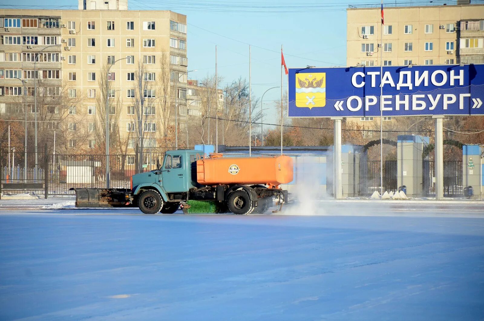 Каток армада оренбург. Каток оренбуржье оренбург. Олимпийский оренбург каток. Каток оренбург. Стадион оренбург каток расписание.