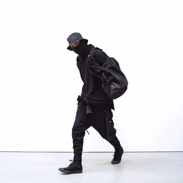 Techwear ниндзя. Стиль street goth man. Techwear самурай. Ninja style. Стиль одежды ниндзя уличный.
