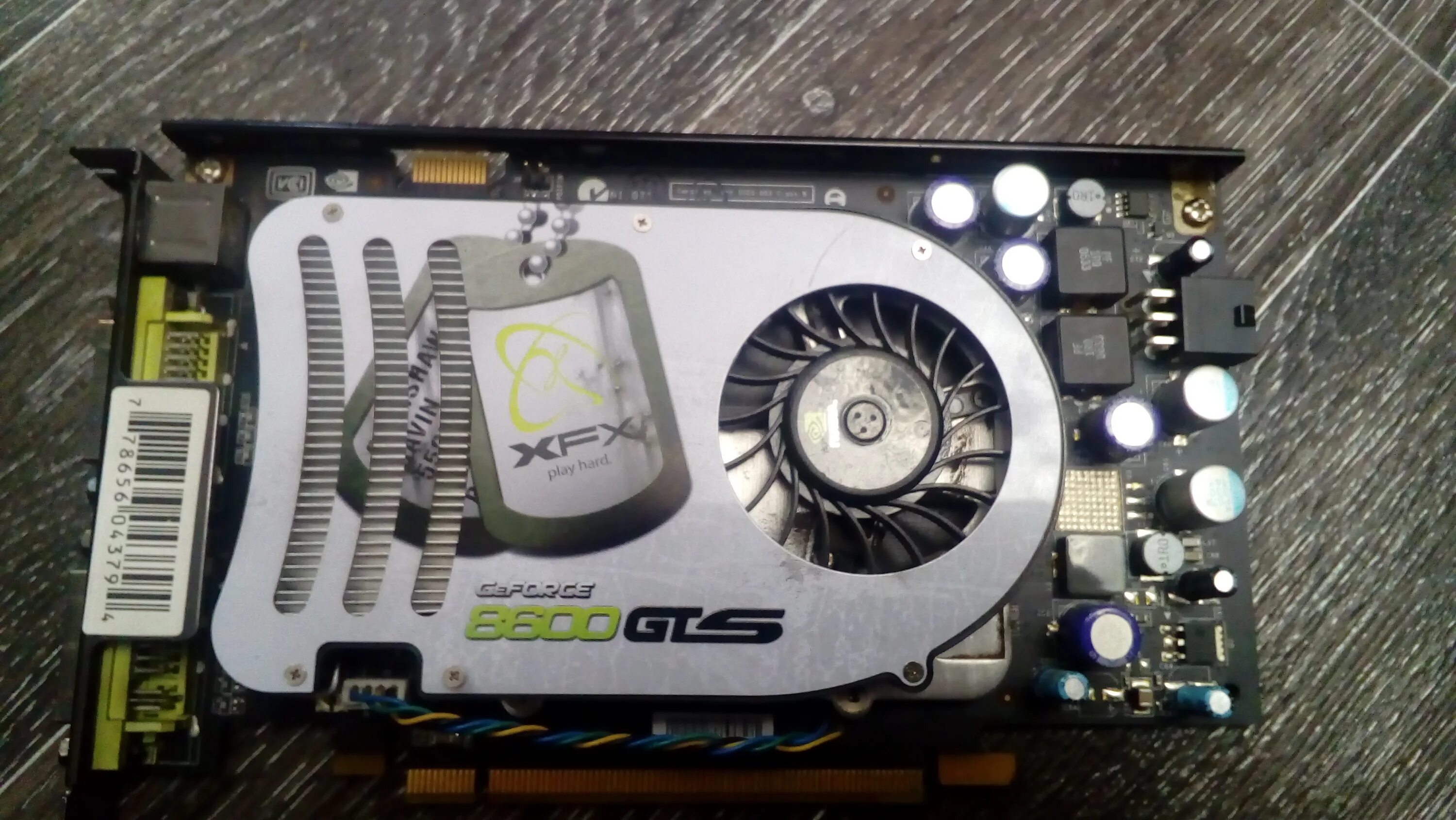 Производитель rx540. Xfx geforce 8600 gts. Radeon 540 graphics. 540 видеокарта. 540 видеокарта.