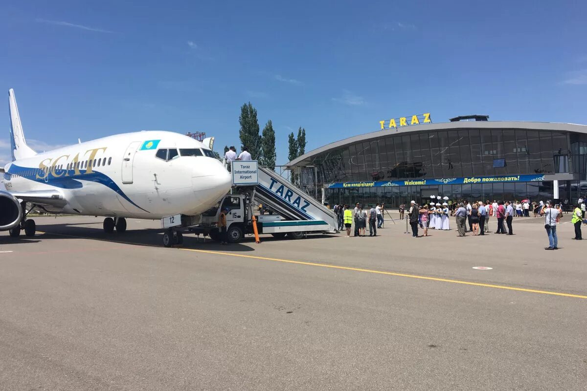 Бин тараз. Аэропорт Тараз. Джамбул город аэропорт. Аулие-Ата (аэропорт). Аэропорт в Таразе Казахстан.