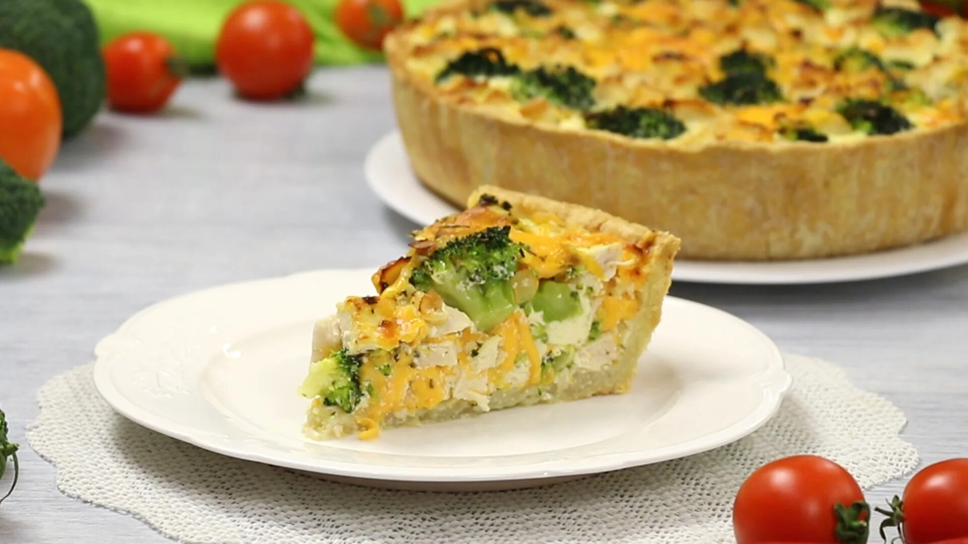 Вафли со шпинатом и брокколи. Микро-киш с креветкой, зирой и пастисом. Лоранский киш с семгой и брокколи. Киш с брокколи и сыром. Киш с фетой.