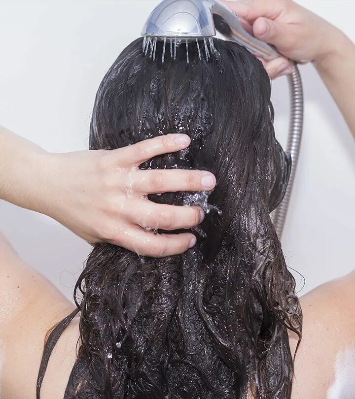 Какой водой мыть волосы. Мытье головы. Мытые волосы. Ополаскивать волосы. Вода для ополаскивания волос.