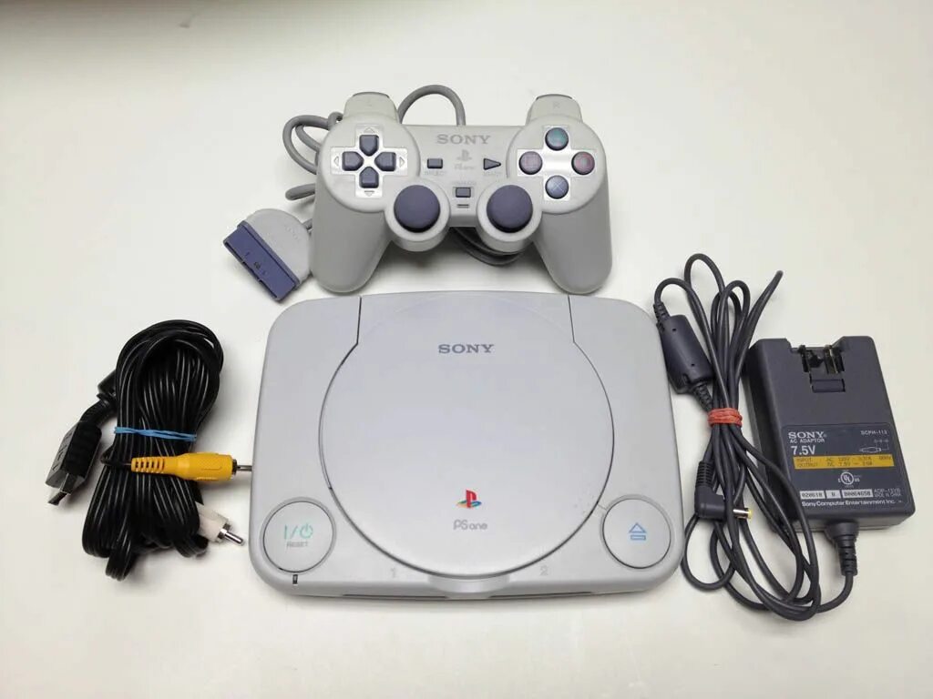 Sony 1 купить в москве. Sony PLAYSTATION 1 Slim. Sony ps1. Приставка Sony ps1. Sony PLAYSTATION ps1.