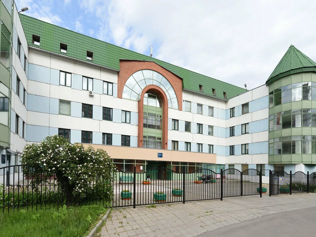 Детская поликлиника северное бутово 118 куликовская. Отзывы дгп. Детская поликлиника перервинский бульвар. Дгп 30 поклонная 8. Поликлиника куликовская 1б.