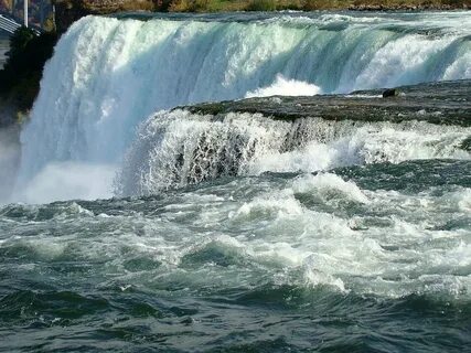 Какая вода в водопаде