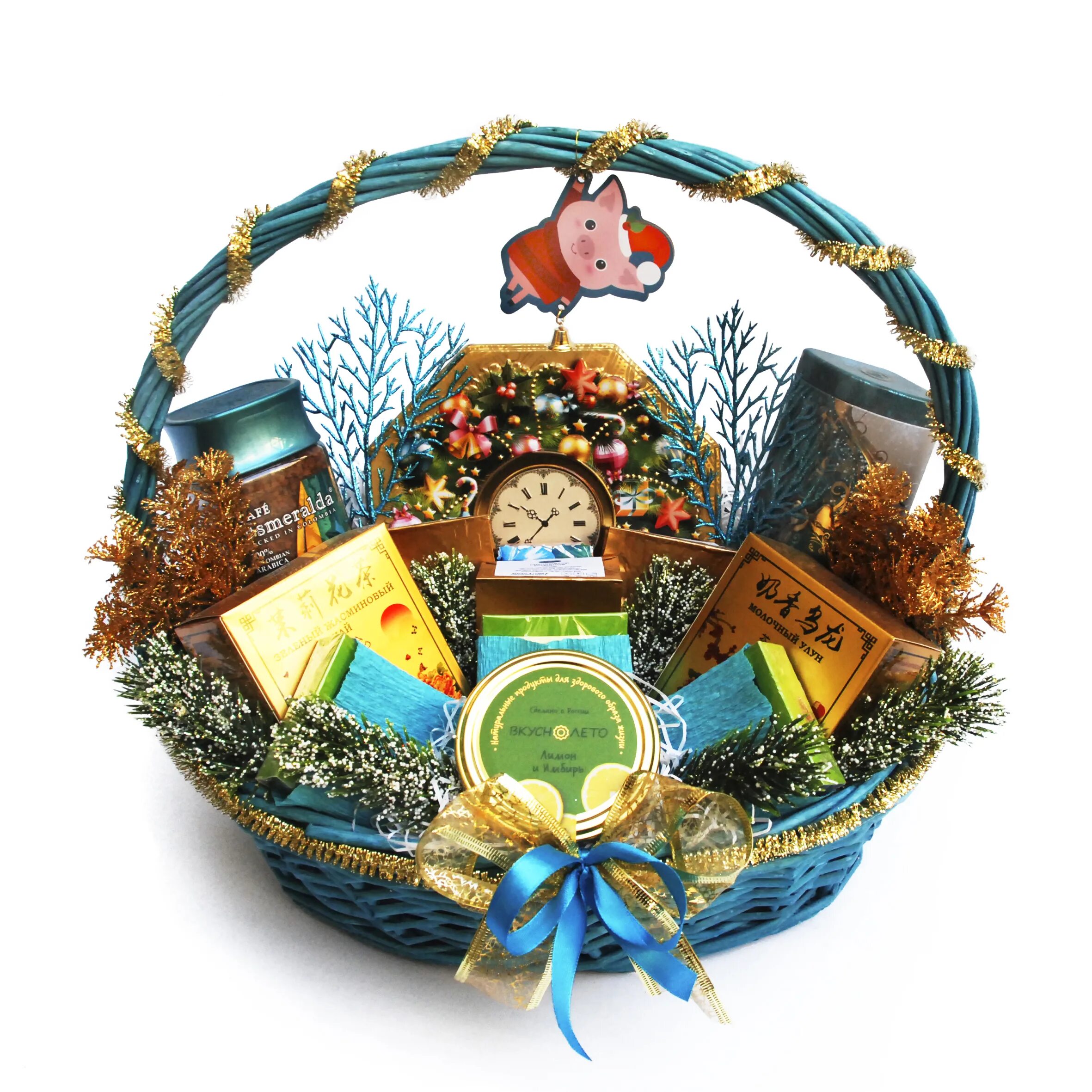 подарки из конфет на новый год. новогодний сладкий букет. новогодняя корзина со сладостями. новогодняя корзина "с чаем". новогодняя композиция в кружке.