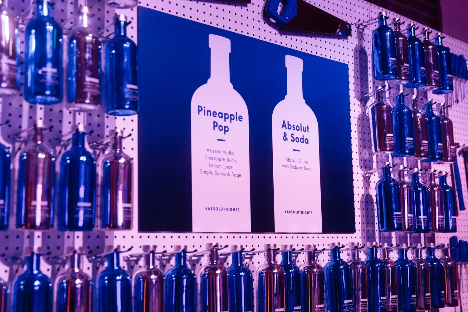 Брендом Absolut. Absolut Party. Volhey absolute