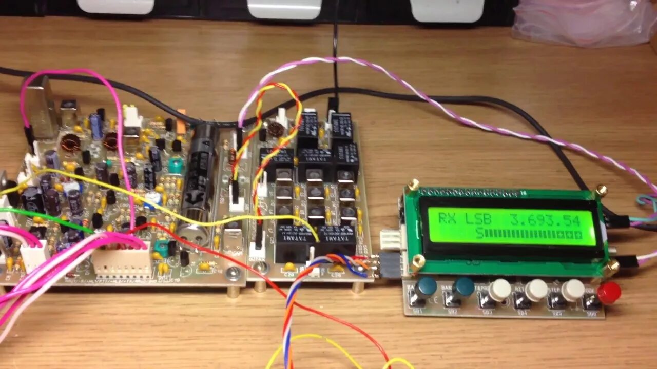Синтезатор трансивера на ардуино и si5351. Vfo si5351. синтезатор на si5351. синтезатор для аматора на si5351.