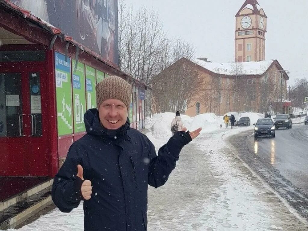 Где снимался полярный. Где снимался полярный. Сериал полярный кировск. Сериал полярный кировск. Пореченков и охлобыстин в фильме полярный.