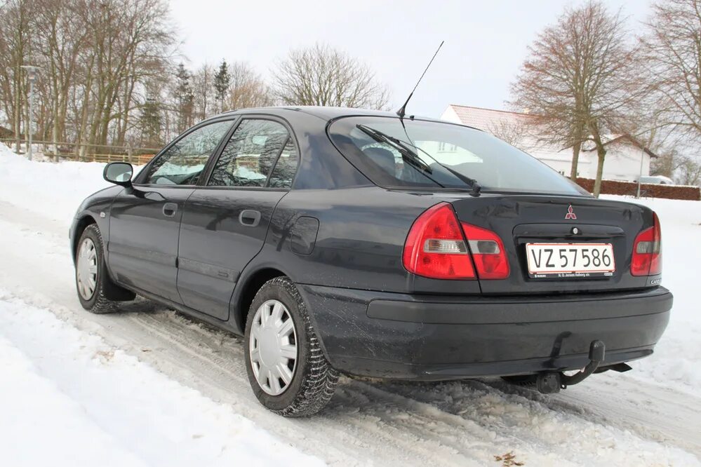 6 2003. Митсубиси каризма 2003 хэтчбек. Мицубиси каризма хэтчбек. Mitsubishi carisma 1 поколение. Mitsubishi carisma хэтчбек.