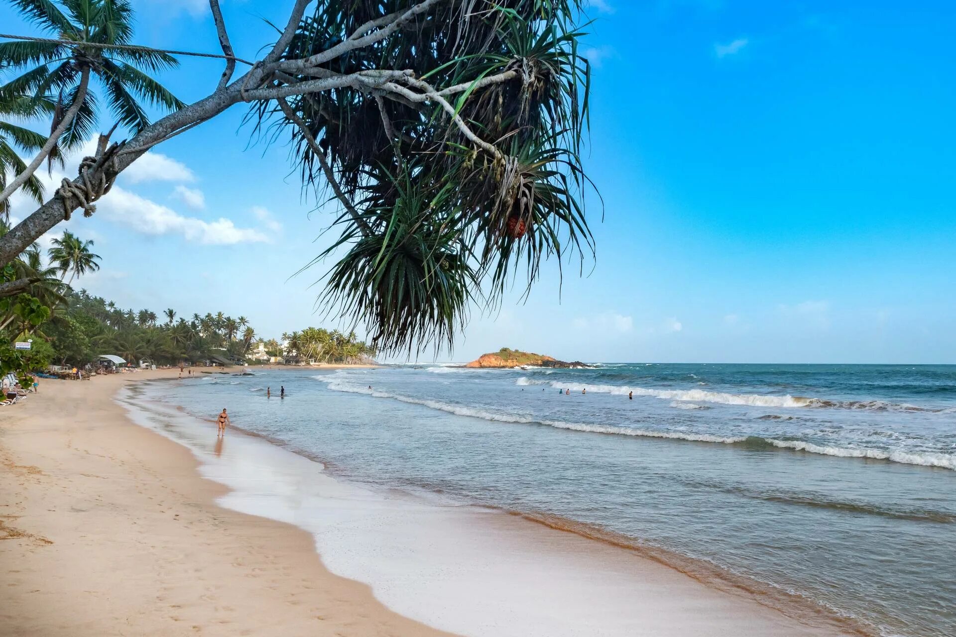 Пляж Маунт Лавиния. Мирисса Шри Ланка. Mirissa Beach Шри Ланка. Пляж Маунт Лавиния Шри Ланка. Маунт лавиния