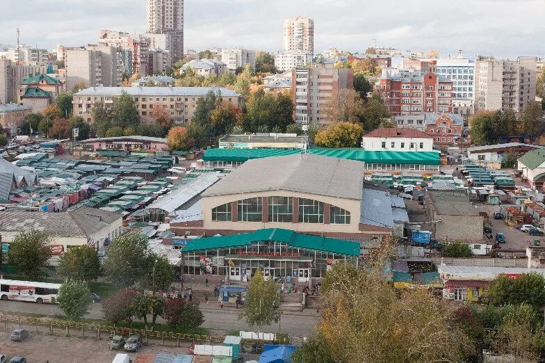 Рынок в кирове. Центральный рынок в кирове. Центральный рынок города кирова. Центральный рынок киров. В кирове есть центральный рынок.