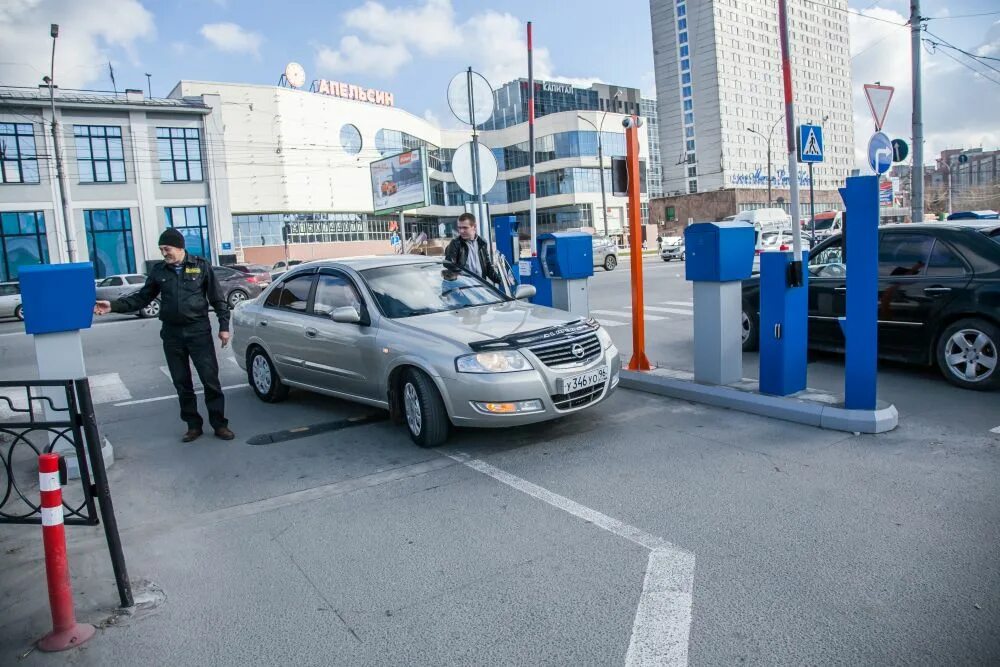 Кавалерийская 110 новосибирск. Ул шевченко 11 новосибирск. Арендую машиноместо. Новосибирск парковка. Открытая автостоянка.