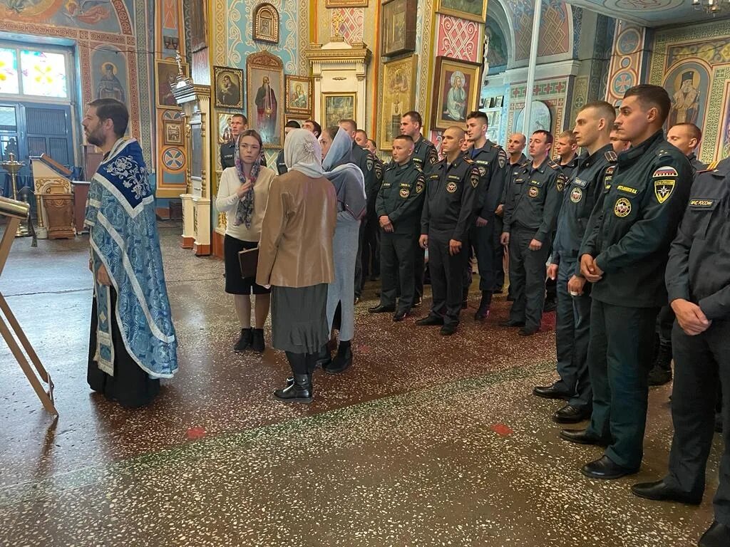 С днем города брянск поздравления. Выставка ко дню народного единства в библиотеке. 17 сентября праздник здоровья. С днем города брянск открытка. 17 сентября праздник иконы неопалимая купина.