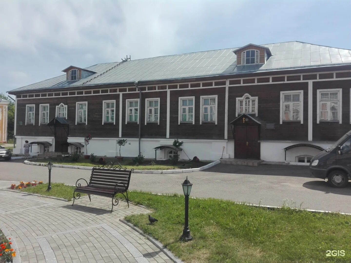 Смоленск дом 13. Архиерейский двор смоленск. соборный двор 13 смоленск. детский дом соборный двор смоленск. смоленск соборный двор здание.