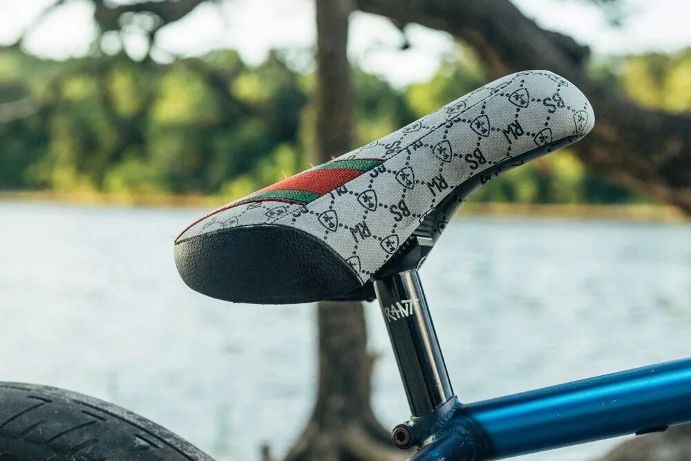 Седло код. Subrosa bmx седло. subrosa mr seat. седло haro bmx.