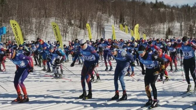 Праздник севера 2024 мурманск лыжные гонки. Мурманский лыжный марафон. Мурманский марафон 2022. Ханты-Мансийск лыжный марафон. Мурманский лыжный марафон 2023.