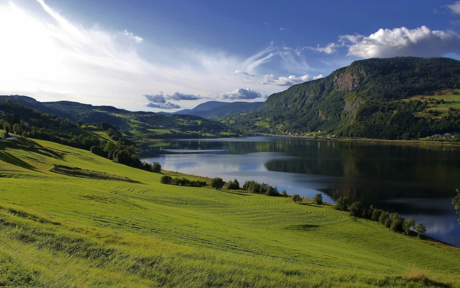 Южный Шварцвальд озеро. Озеро Кезеной ам. Озеро Тоскана. Азорские острова. Beautiful hill