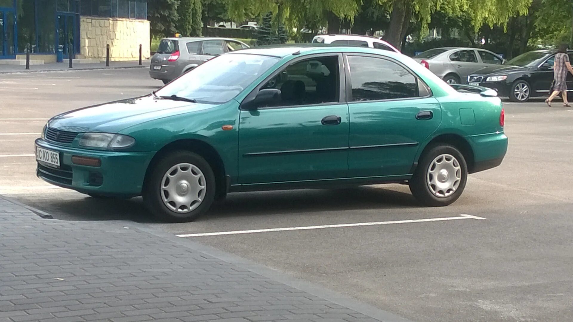 Mazda 323 ba 1994-1998 седан. Мазда 323 s. 3 мт, 1996. Mazda 323s. Mazda 323 ba.