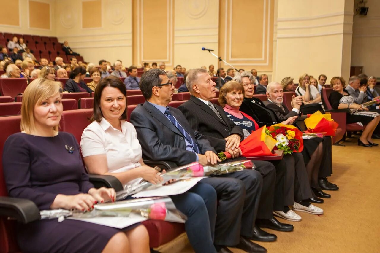 Политехнический университет преподаватели. Преподаватели ПНИПУ Пермь. ПНИПУ актовый зал. Преподаватели политехнического университета. Педагоги Политеха.