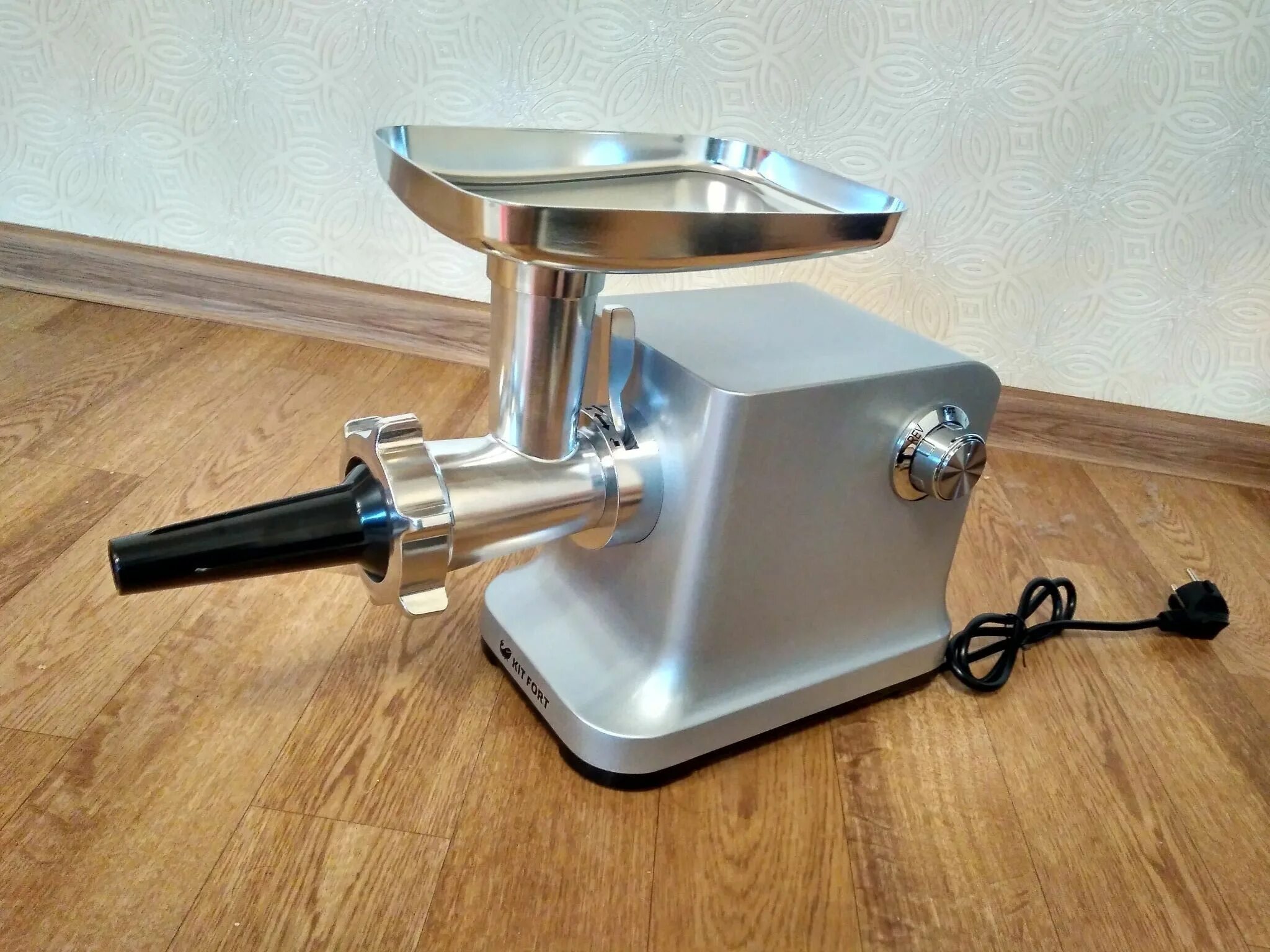 Мясорубка kitfort kt-2102. Kitfort kt-1204 мясорубка. Мясорубка kitfort kt-2101-3. Кофеварка рожковая китфорт. Мясорубка kitfort кт-2107.