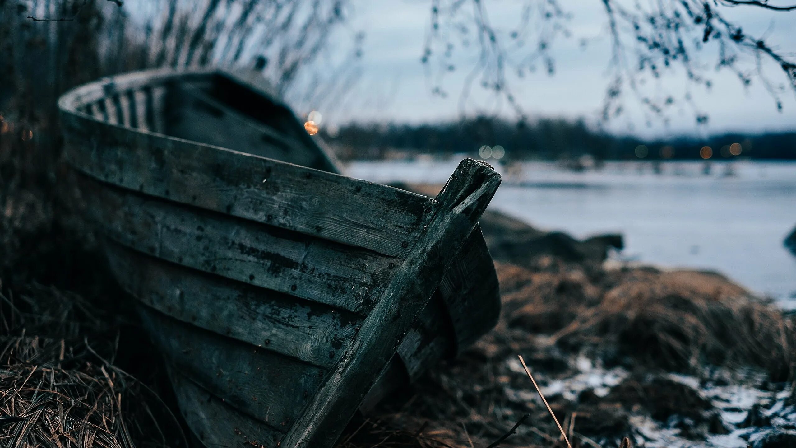 «Лодка в песке» Эдгара Дегай. Старая деревянная лодка. Лодка на реке. Одинокая лодка. Гаврик спал возле лодки