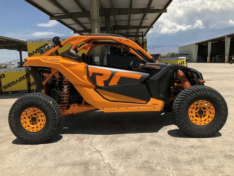 Cheap can am. Багги BRP Maverick x3 Turbo. BRP Maverick x3 RC. Багги BRP Maverick x3 Turbo RR RC 2020. Багги can am Maverick x3.