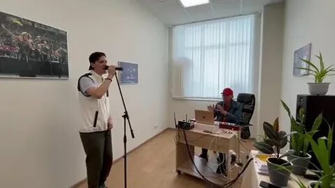 Талант парень