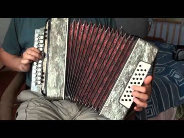 Виновата ли я на гармошке. Ноты на гармони расположение. Виновата ли я на гармошке. Виновата ли я играть по цифрам на гармошке. Гармонь в разборе.
