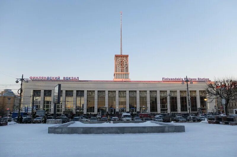 Финляндский вокзал площадь ленина 6. Ленина 6 финляндский вокзал. Финляндский вокзал площадь ленина 6. Ленин на финляндском вокзале. Площадь ленина 6 санкт-петербург.