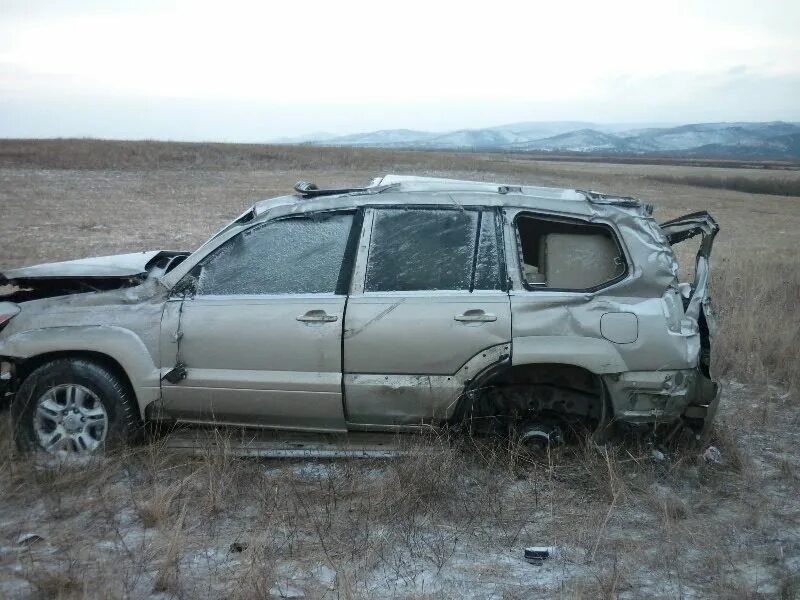 Погода забайкальский край нарасун. Lexus lx470 перевернулся. Село Нарасун Акшинский район. КУРУЛГА Забайкальский край. Нарасун Акшинский район Забайкальский край село.