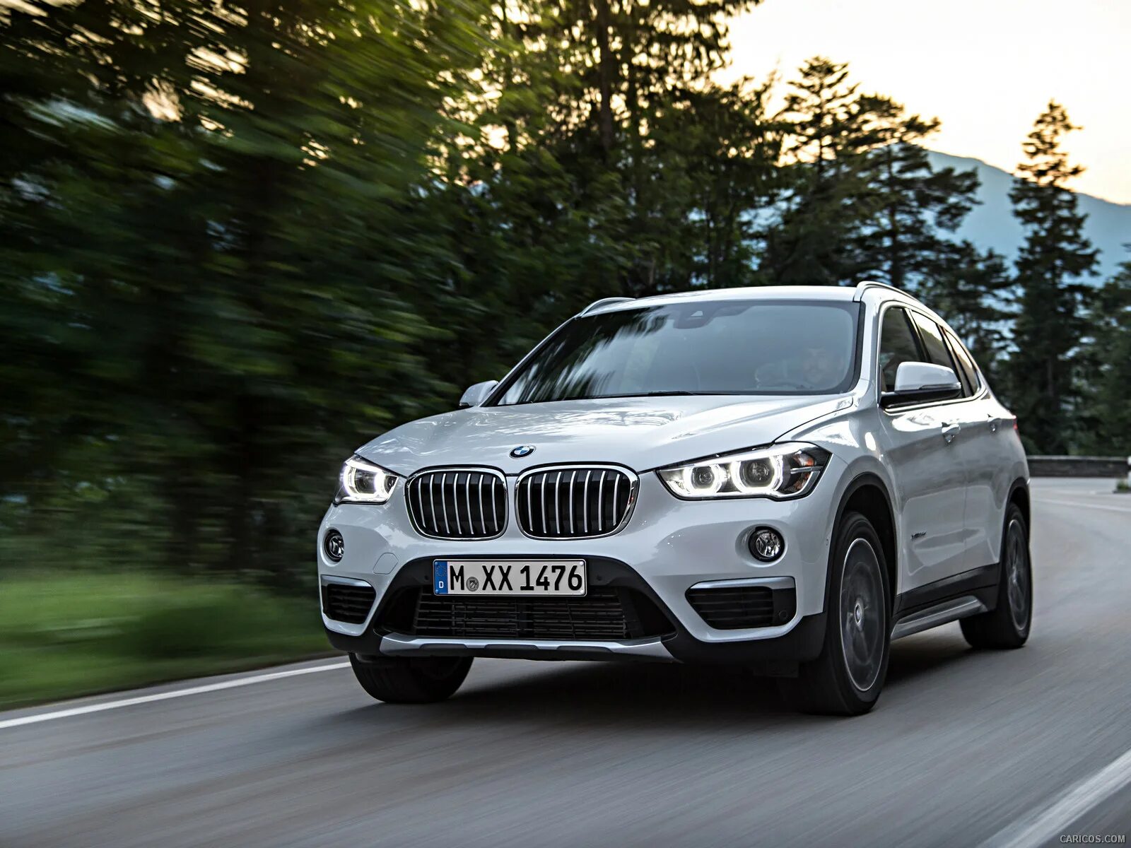 Новый BMW x1. BMW x1 2015. БМВ Икс 1. BMW x1 белая.