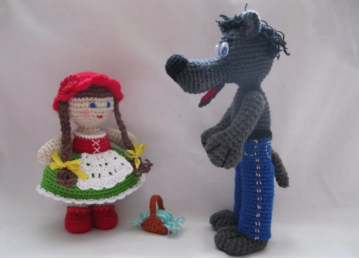 амигуруми красная шапочка. вязаный домик. сказ это вид устного повествования. кощей амигуруми. вязаные игрушки колобок.
