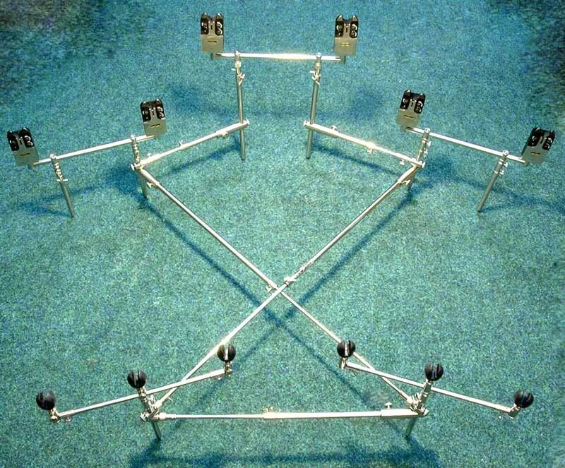 Подставка для удочек из полипропилена. Род под пролоджик нержавейка. Подставка для удочек из полипропиленовых труб. Подставка под удилище из пвх труб. Род под для 3 удилищ dam.