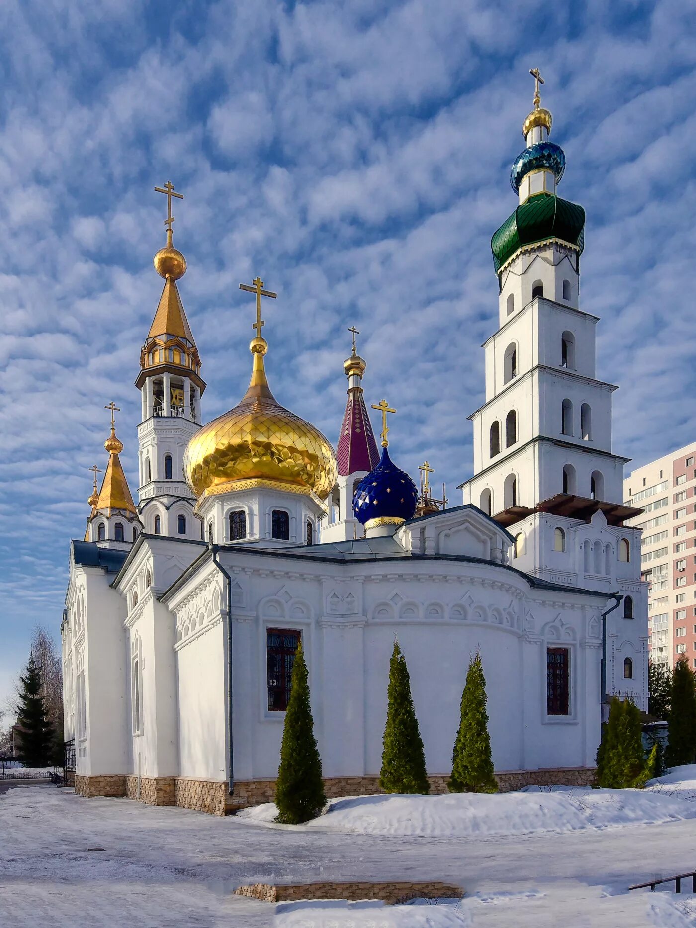 Богородицы церкви в московской области. Боголюбский храм Пушкино. Храм Боголюбской иконы Божией матери. Боголюбская Церковь город Пушкино. Николо Боголюбский храм.